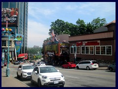 Clifton Hill, downtown Niagara Falls 66